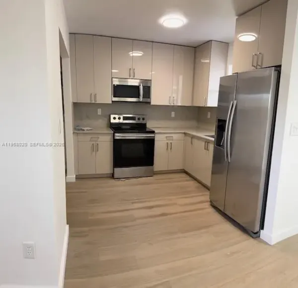 3840 NE 12th Avenue, Pompano Beach, FL, 33064