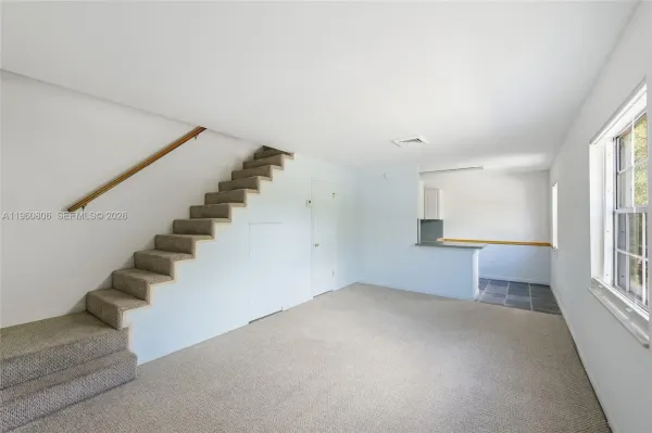 815 NE 28th Street 204, Wilton Manors, FL 33334