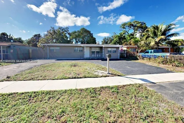 1107 SW 22nd Terrace, Fort Lauderdale, FL 33312