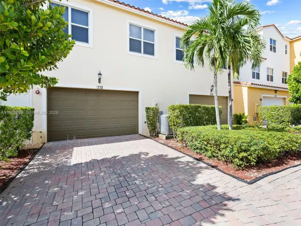 1732 NW 124th Place, Pembroke Pines, FL, 33028