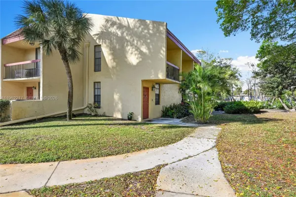 781 SE 1st Way, Unit 79, Deerfield Beach, FL, 33441