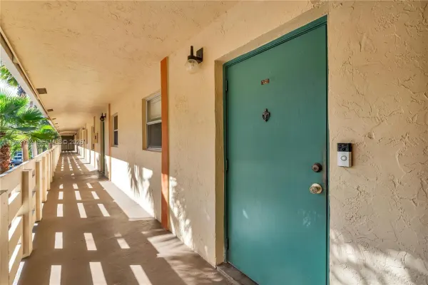 3282 NW 103rd Terrace, Unit 205a, Coral Springs, FL, 33065