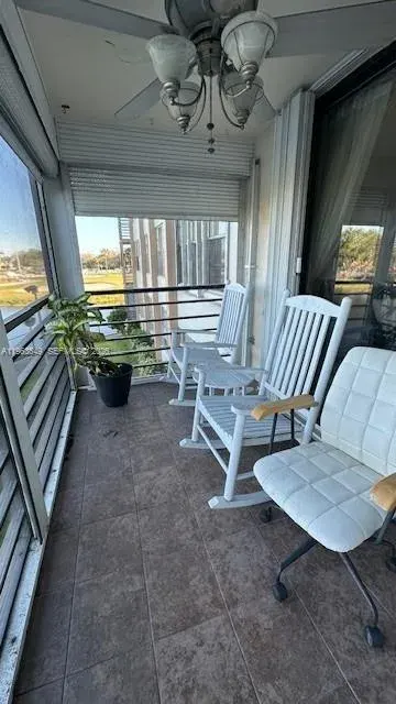 1200 Saint Charles Place 203, Pembroke Pines, FL 33026