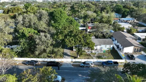 228 SW 8th Street, Dania Beach, FL 33004