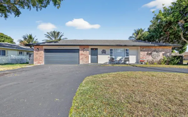 9401 NW 81st Court, Tamarac, FL 33321