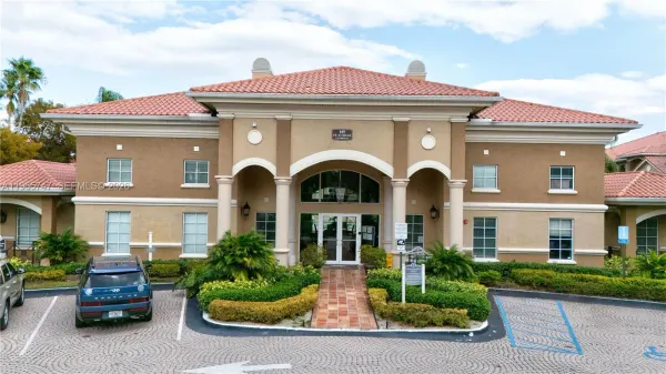 230 SW 117th Terrace, Unit 11108, Pembroke Pines, FL, 33025