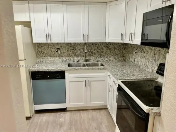 1754 NW 55th Avenue 102, Lauderhill, FL 33313, Lauderhill, FL, 33313