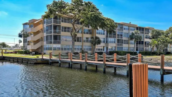 2781 Taft Street 303, Hollywood, FL 33020