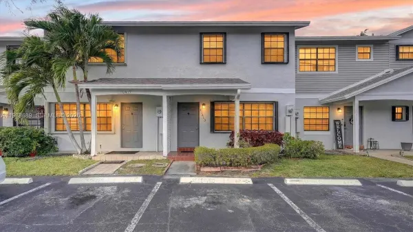 10413 NW 6th Street, Pembroke Pines, FL 33026