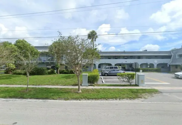 4271 NW 5th Street, Unit 114, Plantation, FL, 33317