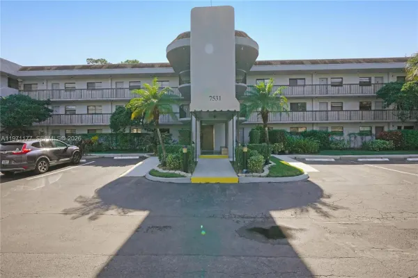 7531 NW 79th Avenue, Unit 205, Tamarac, FL, 33321