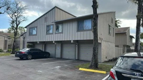 5630 NW 21st Street, Unit 31c, Lauderhill, FL, 33313