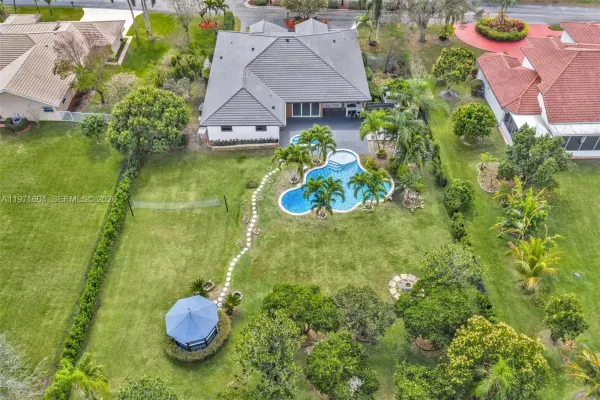 12555 SW 34th Place, Davie, FL, 33330