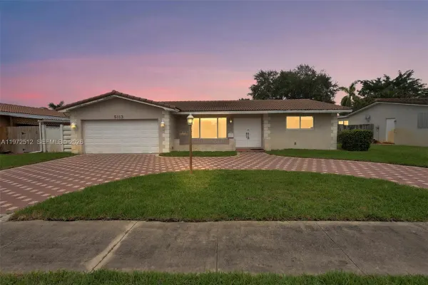 5113 Mckinley Street, Hollywood, FL, 33021