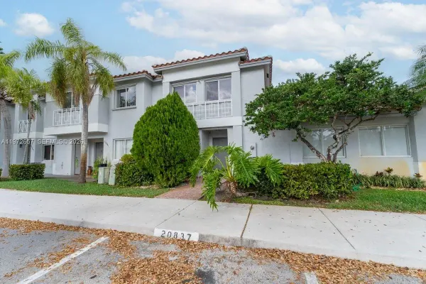 20839 NW 4th Street, Pembroke Pines, FL, 33029