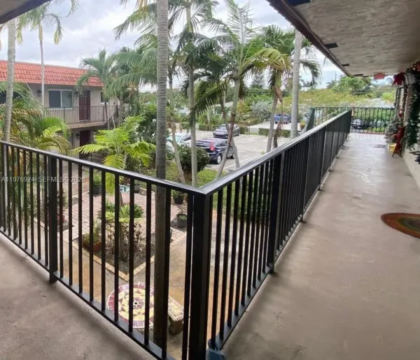 3050 NE 5th Terrace, Unit 8, Wilton Manors, FL, 33334