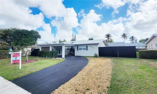 8116 NW 72nd Avenue, Tamarac, FL 33321