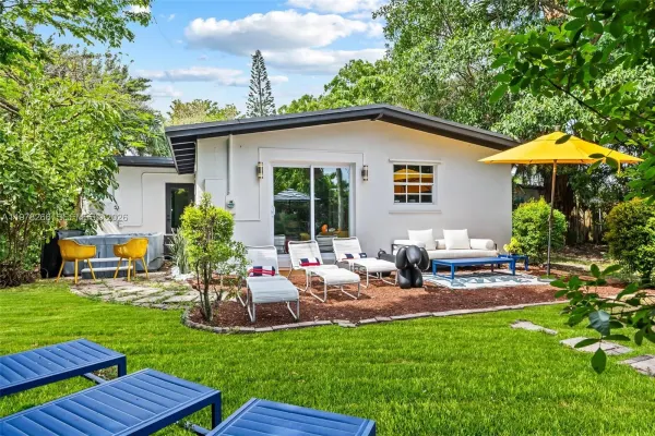 2860 SW 13th Court, Fort Lauderdale, FL 33312