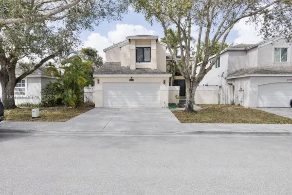 2836 W River Run Circle W, Miramar, FL, 33025