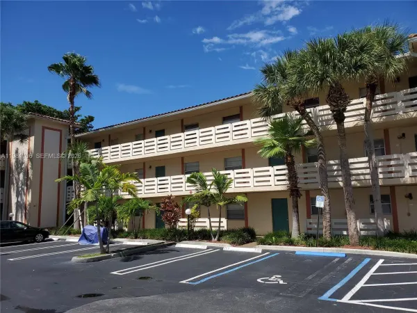 3212 NW 102nd Terrace, Unit 203f, Coral Springs, FL, 33065
