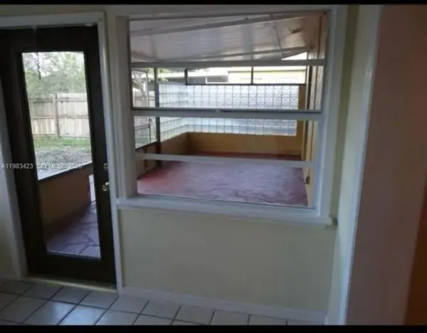7371 SW 1st Street, Margate, FL 33068
