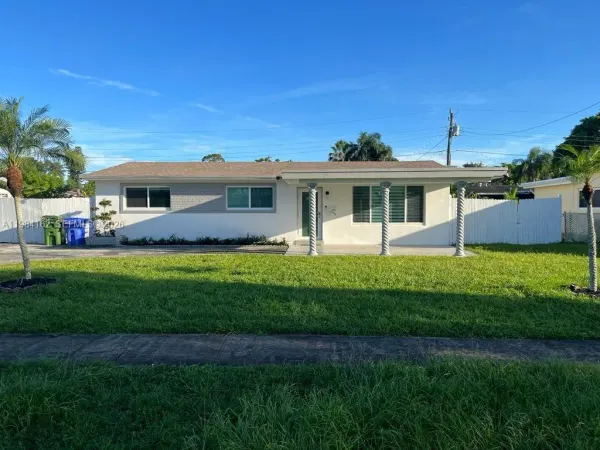 6900 SW 3rd Street, Pembroke Pines, FL, 33023