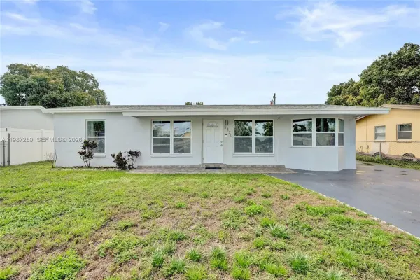3320 NW 18th Street, Lauderhill, FL 33311