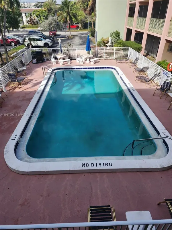 100 SE 6th Avenue 107, Pompano Beach, FL 33060