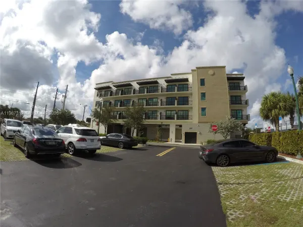 4100 SW 64th Avenue 409, Davie, FL 33314