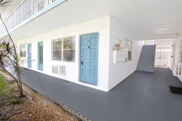 1836 Arthur Street 9, Hollywood, FL 33020