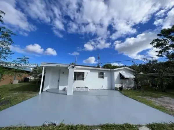 2601 SW 5th Street, Fort Lauderdale, FL, 33312