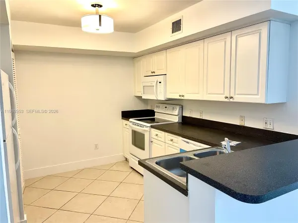 150 NW 96th Avenue 9207, Pembroke Pines, FL 33024