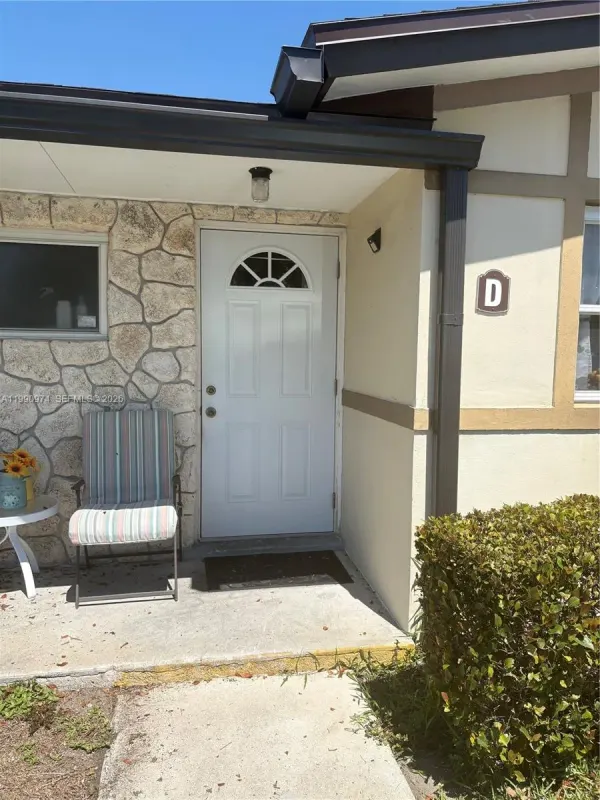 2769 W Ashley Drive, Unit W D, West Palm Beach, FL, 33415