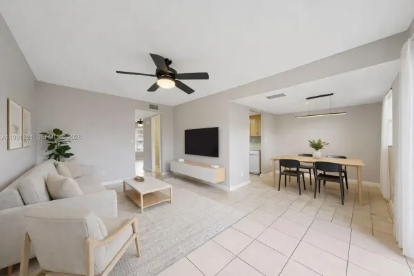 6557 SW 41st Court 177, Davie, FL 33314