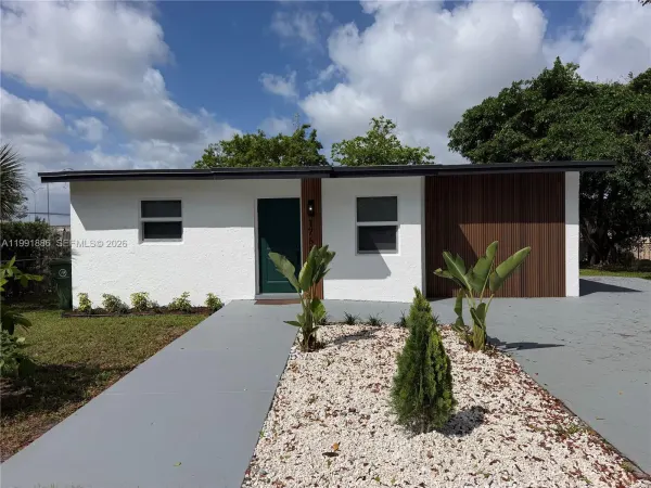 1766 Lauderdale Manor Drive, Fort Lauderdale, FL 33311