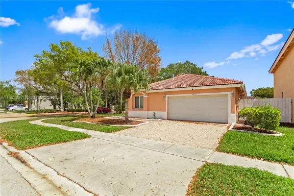 4105 SW 153rd Avenue, Miramar, FL 33027