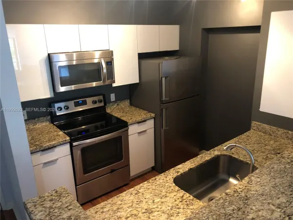 1900 Van Buren Street, Unit 411b, Hollywood, FL, 33020