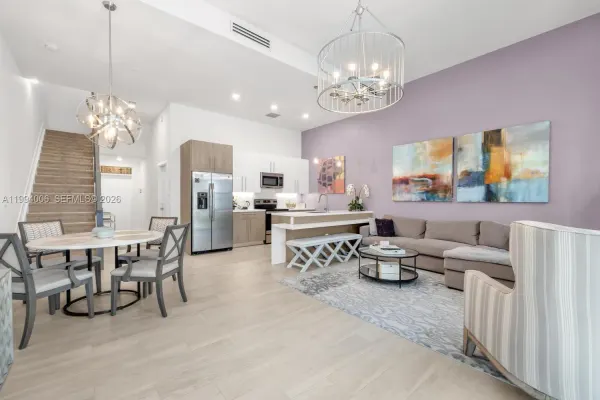 4444 NW 8th Court, Plantation, FL 33317