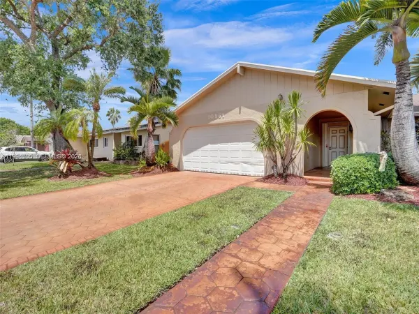 10961 NW 16th Court, Pembroke Pines, FL 33026