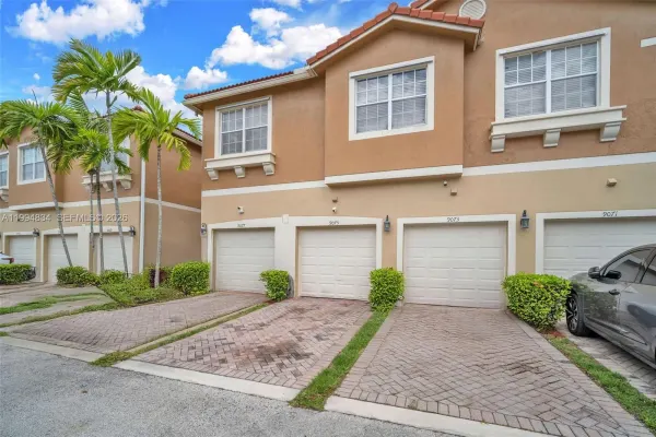 9075 Preston Place 9075, Tamarac, FL 33321