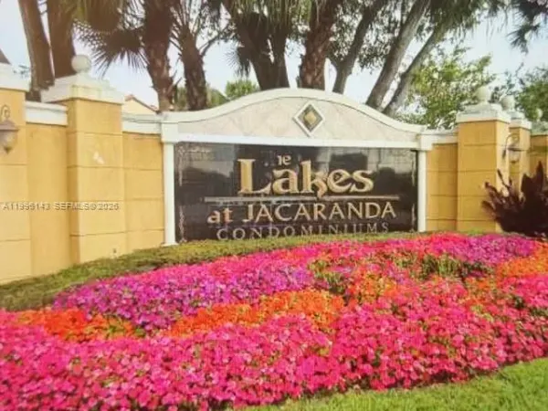 10725 Cleary Boulevard, Unit 205, Plantation, FL, 33324