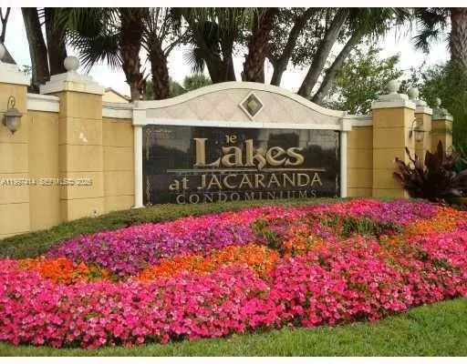 10725 Cleary Boulevard 211, Plantation, FL 33324
