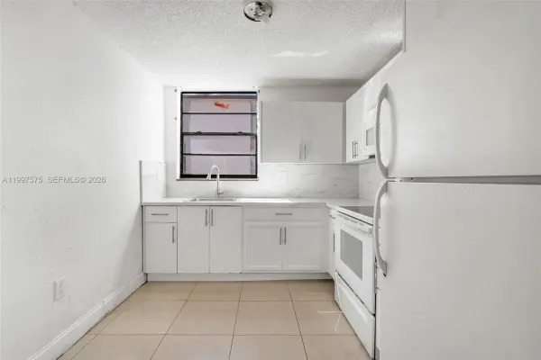 1798 NW 55th Avenue, Unit 202, Lauderhill, FL, 33313