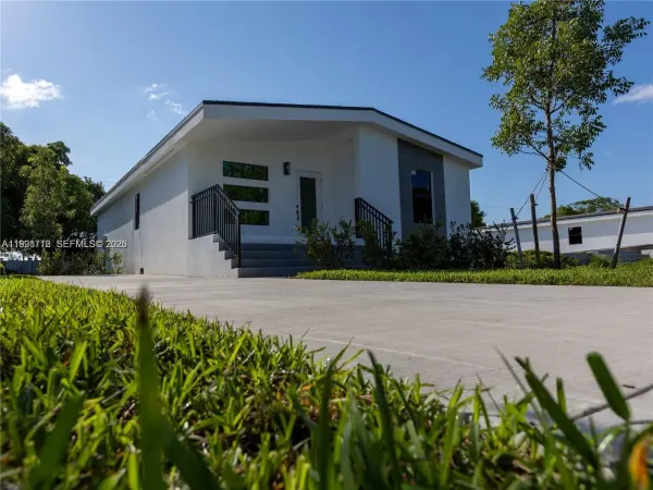 404 NW 15th Avenue, Pompano Beach, FL, 33069