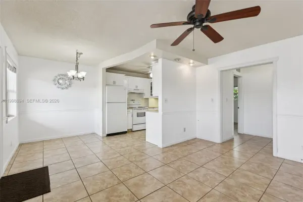 22 SE 3rd Terrace 18, Dania Beach, FL 33004