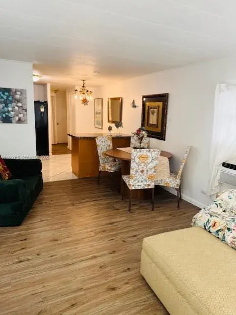 5251 SW 29nd Street, Davie, FL 33314