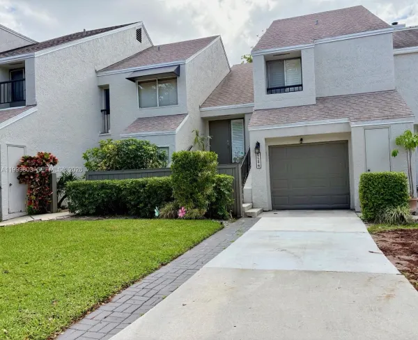 6728 Boca Pines Trail, Unit B, Boca Raton, FL, 33433