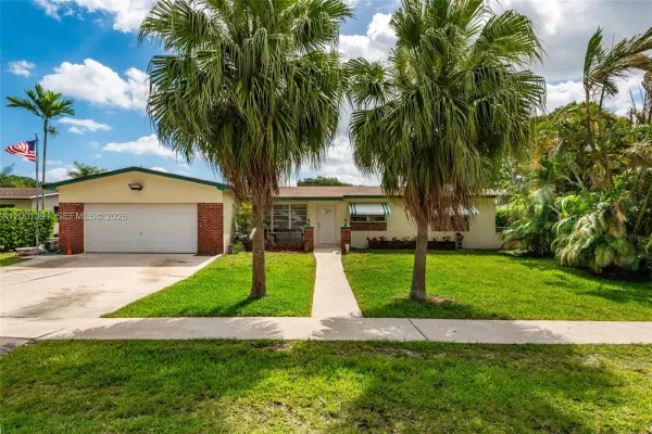 401 NW 93rd Avenue, Pembroke Pines, FL 33024