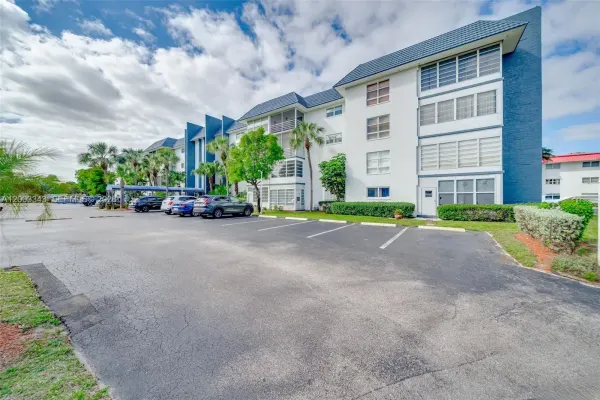 4770 NW 21st Street, Unit 208, Lauderhill, FL, 33313