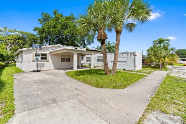 723 NW 15th Terrace, Fort Lauderdale, FL 33311
